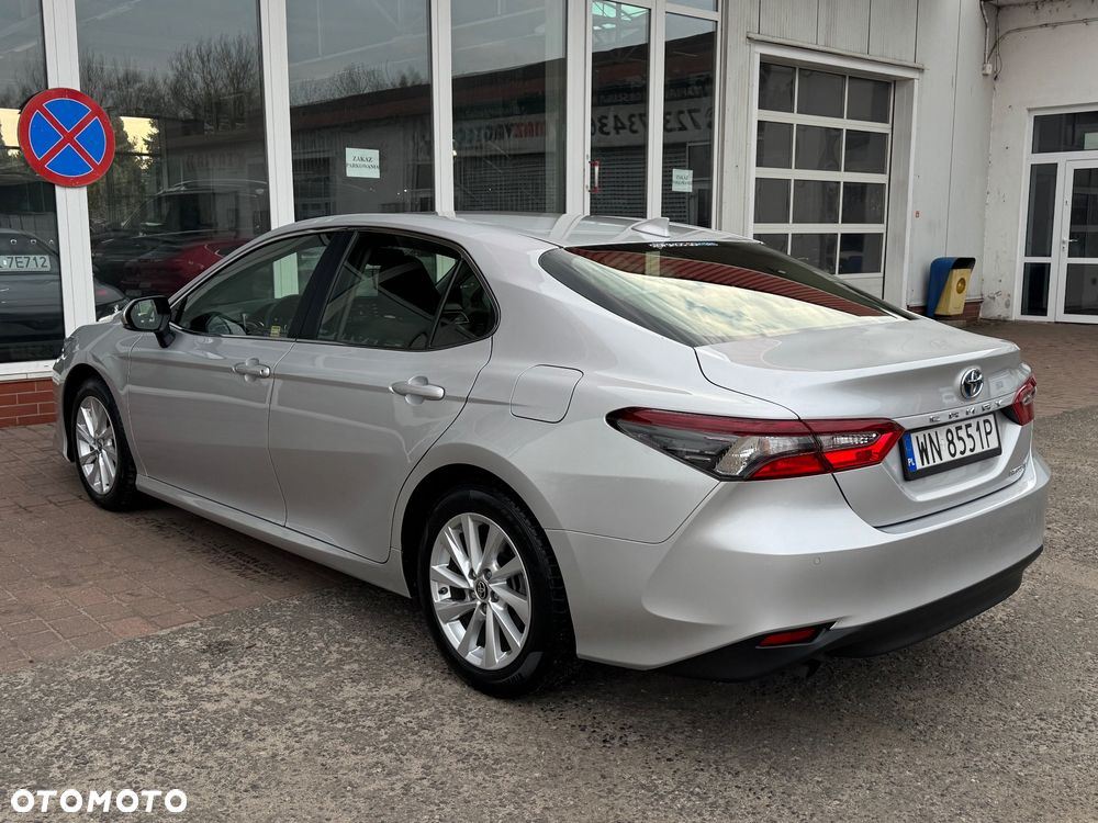 Toyota Camry 2.5 Hybrid Comfort CVT - 3