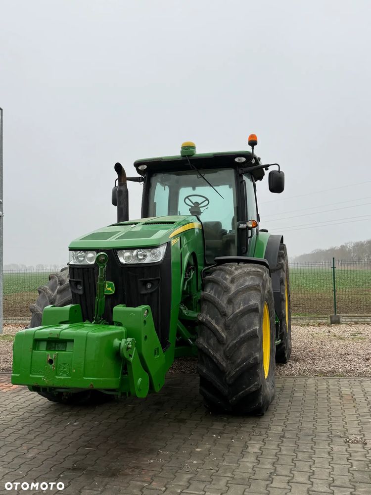 John Deere 8360R - 10