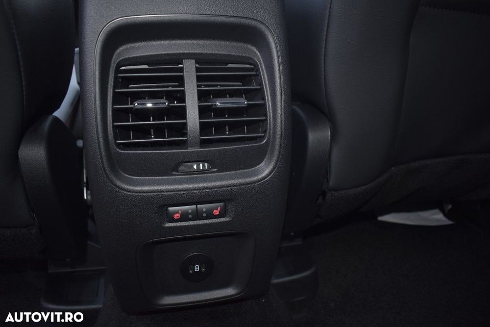 Ford Kuga 2.5 Duratec FWD PHEV ST-Line X - 20