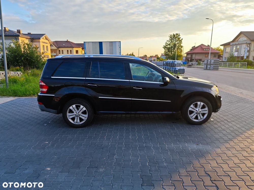 Mercedes-Benz GL - 8