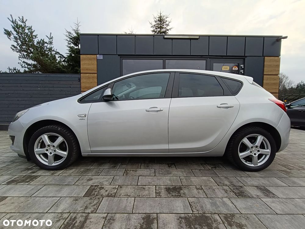 Opel Astra 1.4 Turbo - 2