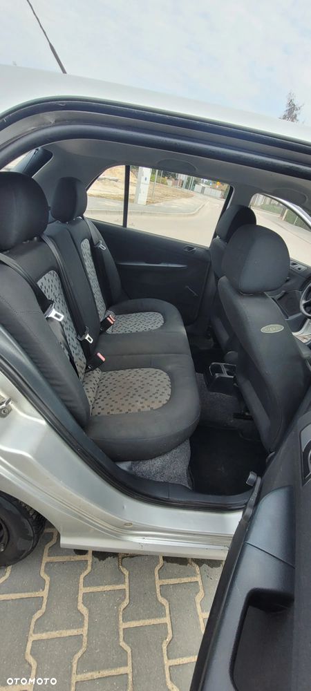 Skoda Fabia 1.4 16V Style Edition - 20