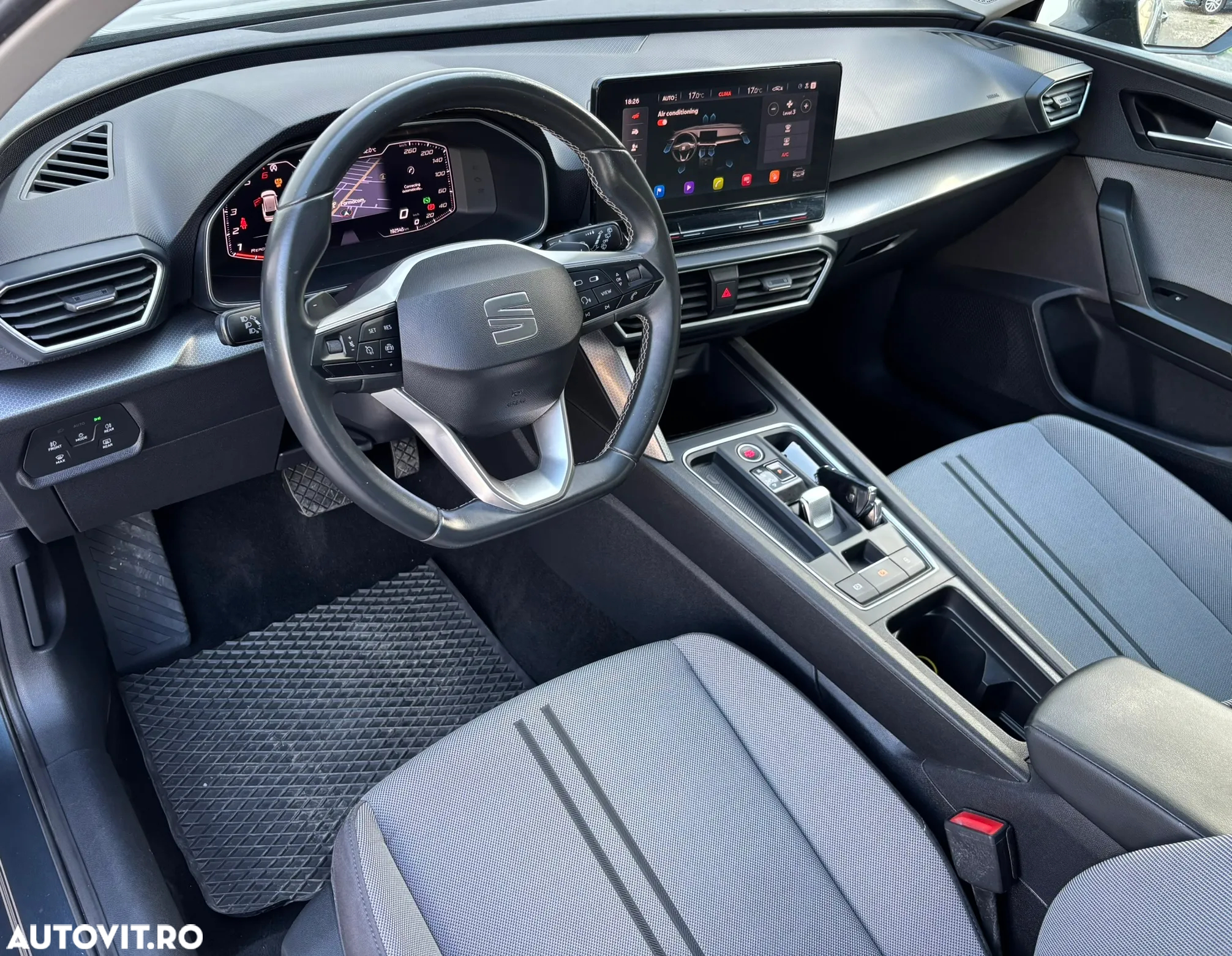 Seat Leon Sportstourer 2.0 TDI DSG Style Edition - 18