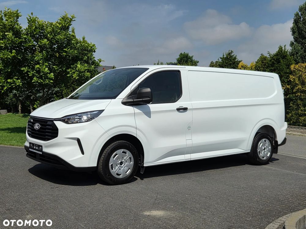 Ford TRANSIT CUSTOM - 3