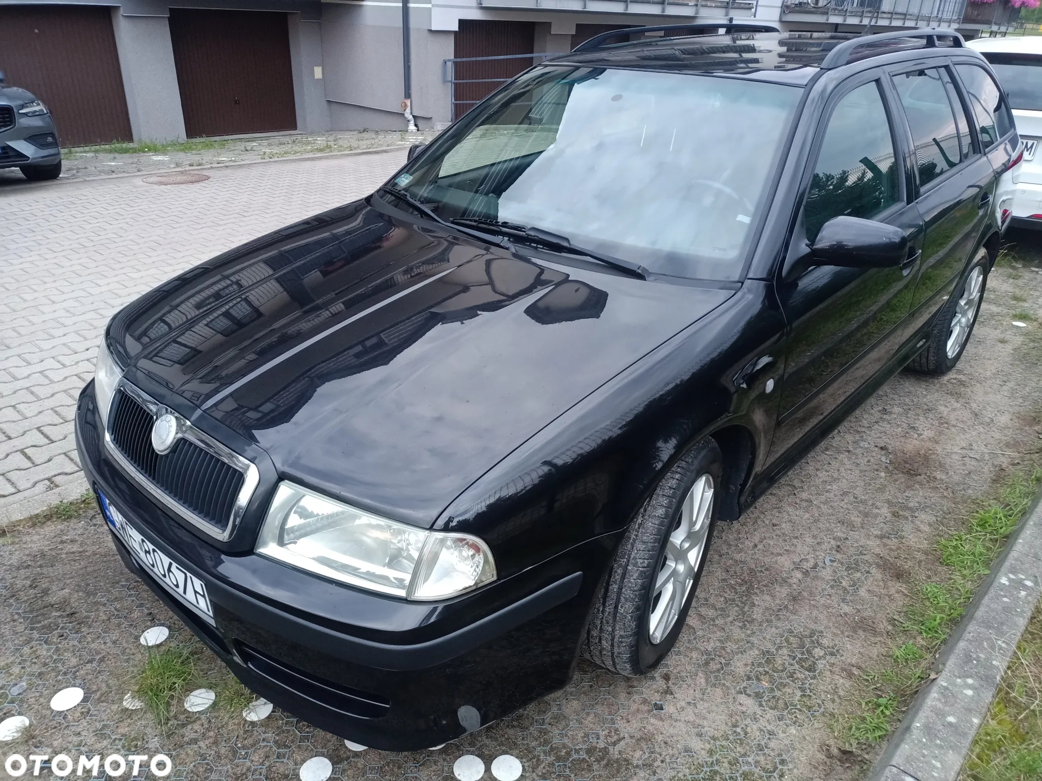 Skoda Octavia Combi 1.6 Ambiente - 16