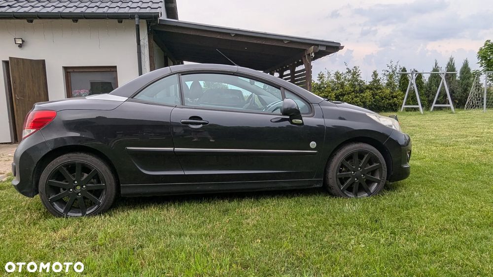 Peugeot 207 CC - 13