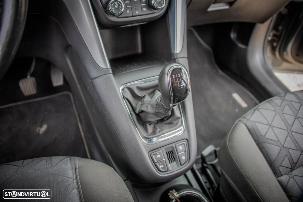 Opel Zafira 1.6 CDTi Cosmo - 37