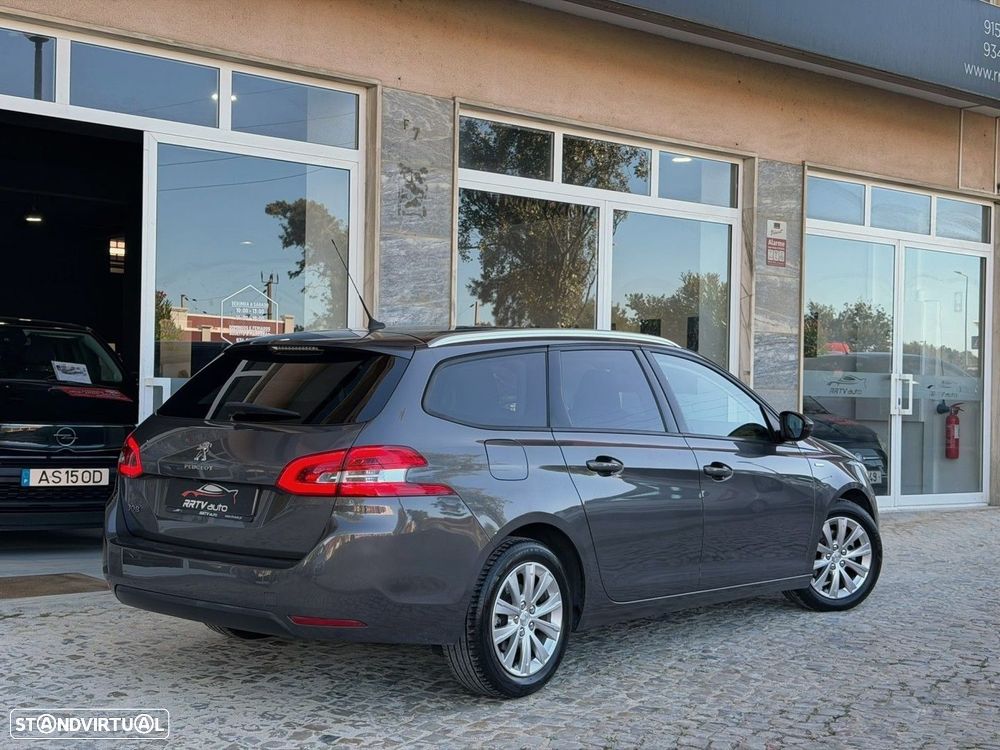 Peugeot 308 SW 1.5 BlueHDi Style — fotografia 12