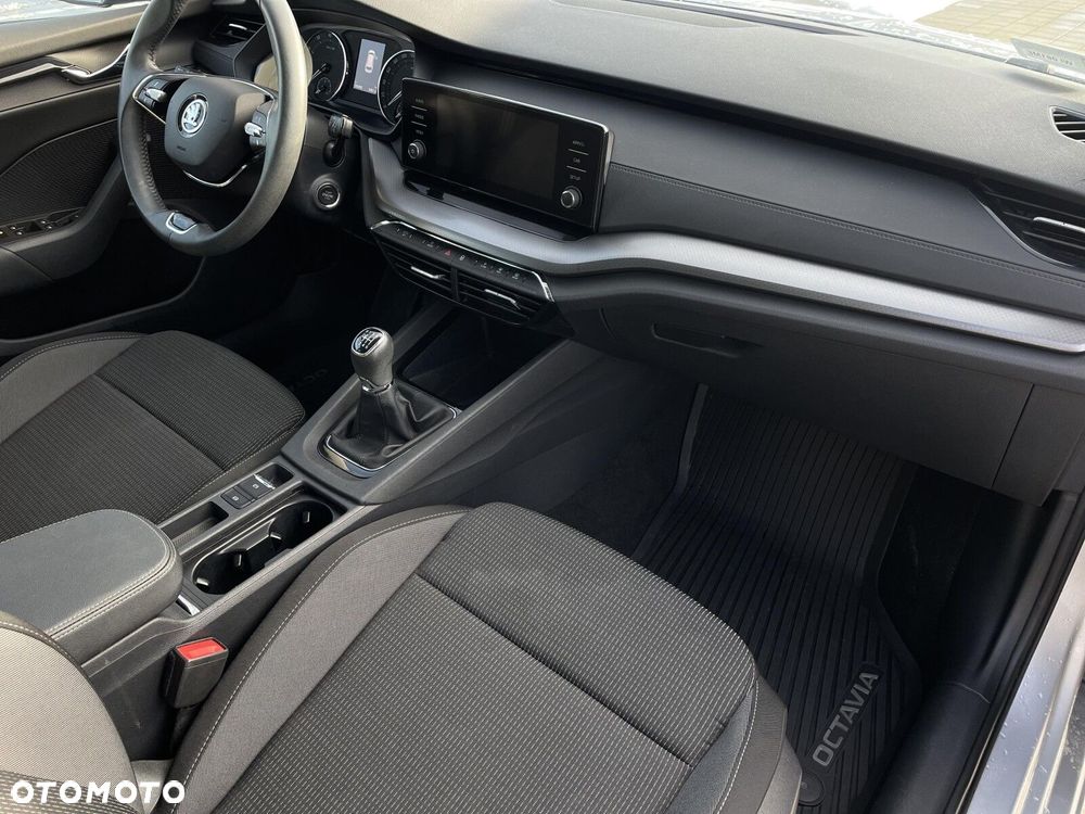 Skoda Octavia 1.5 TSI ACT Ambition - 7