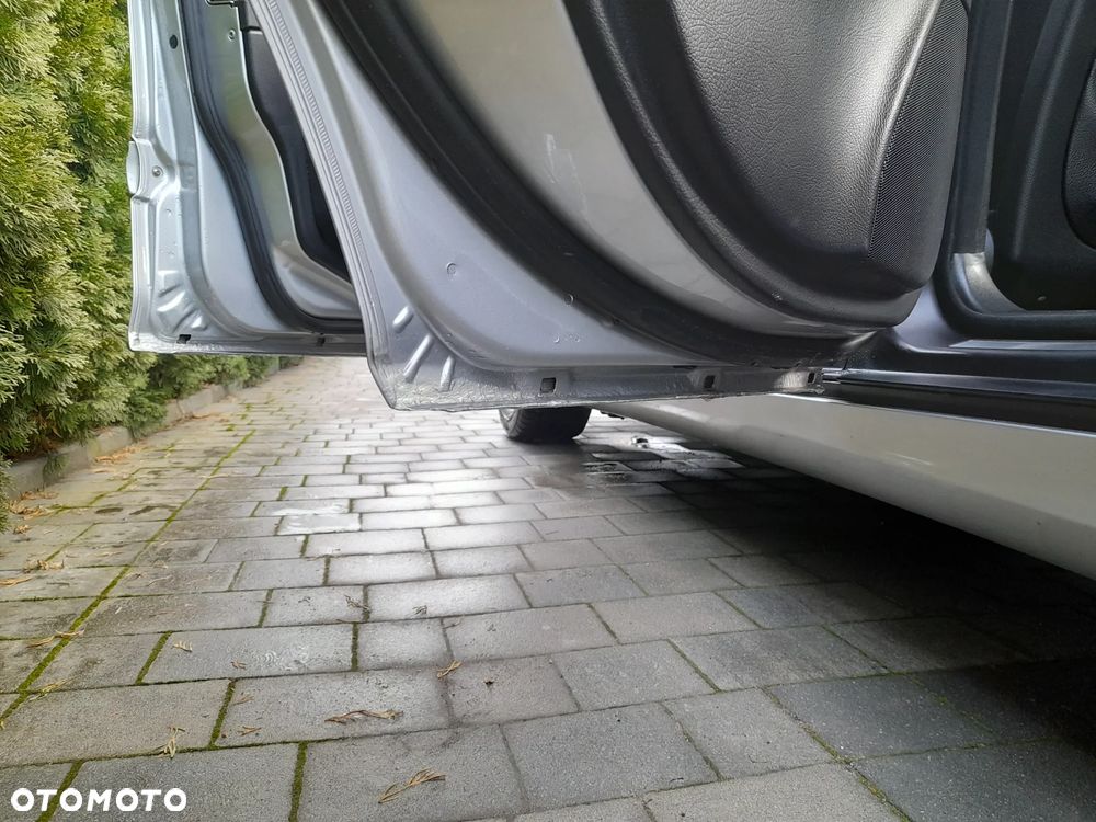 Mercedes-Benz Klasa C - 17