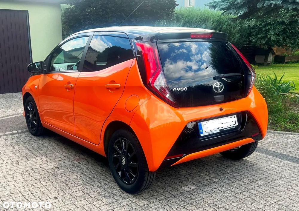 Toyota Aygo 1.0 VVT-i Black Edition - 12