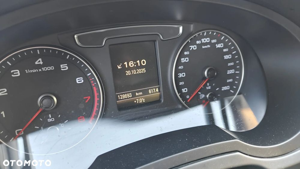 Audi Q3 1.4 TFSI S tronic - 12