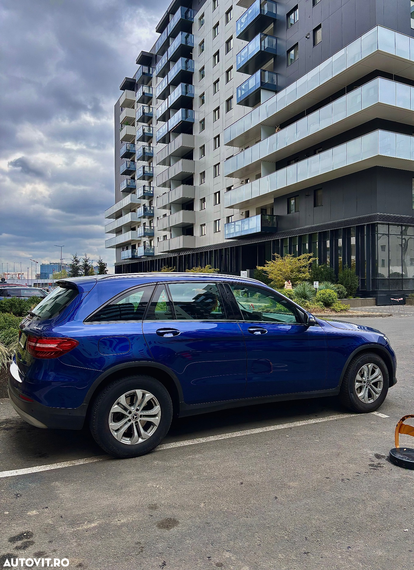 Mercedes-Benz GLC 250 4MATIC - 4