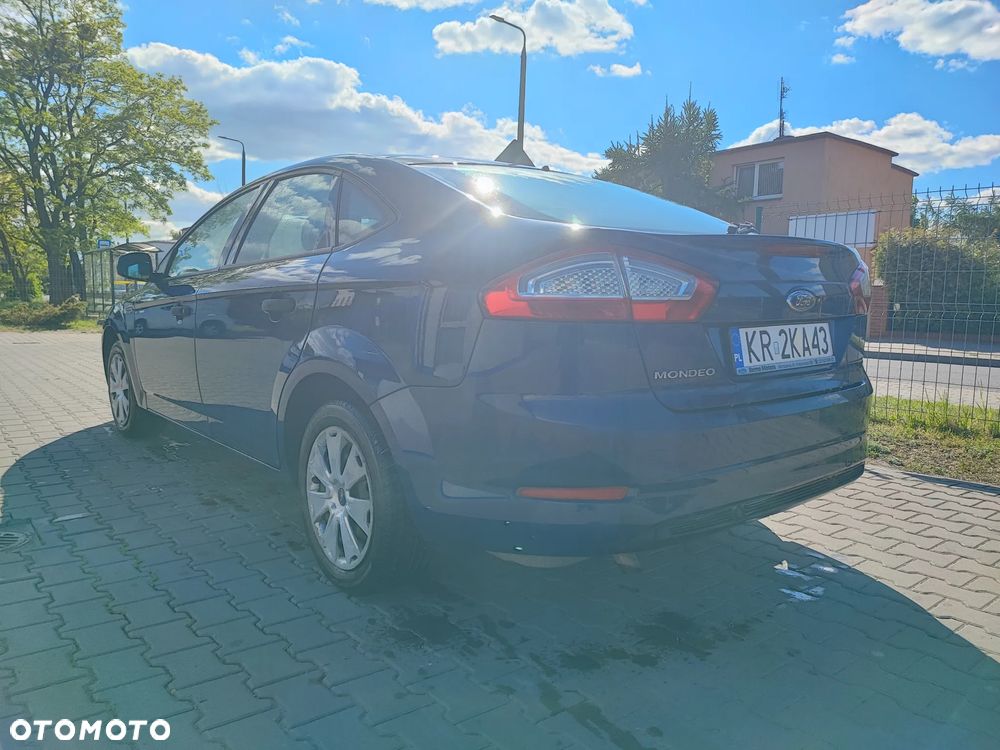 Ford Mondeo 1.6 Ambiente - 4