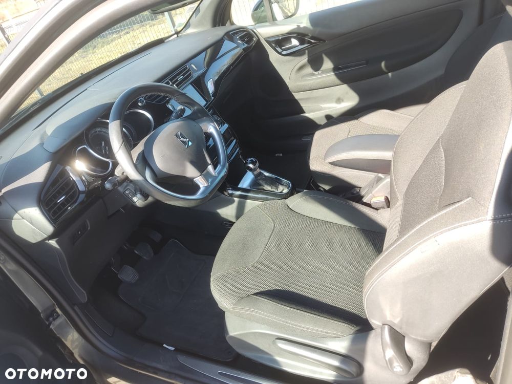 Citroën DS3 Pure Tech VTi 82 SoChic - 10
