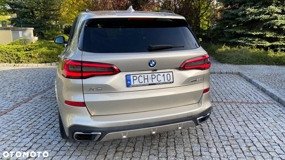 BMW X5 xDrive40i - 21