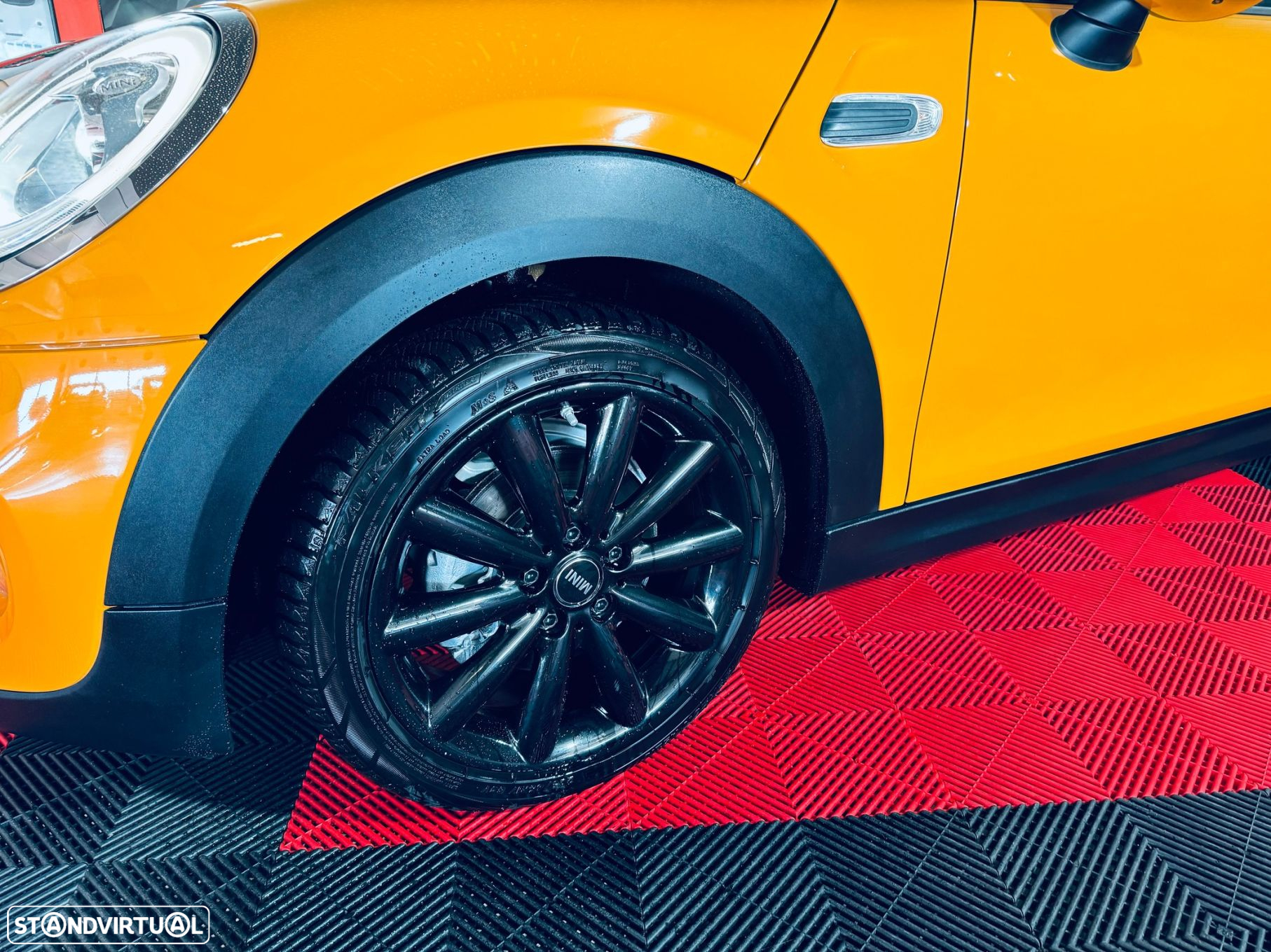 MINI Cabrio Cooper D - 9