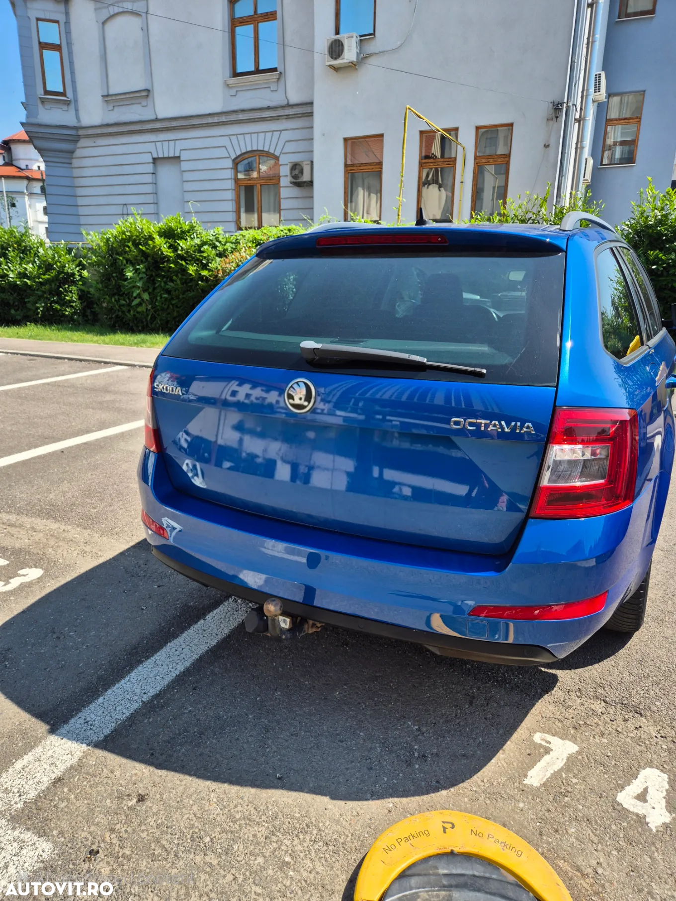 Skoda Octavia Combi 1.6 TDI DPF Ambition - 6