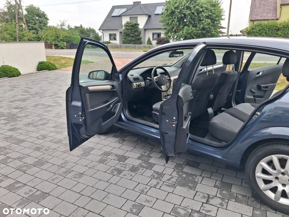 Opel Astra 1.4 - 12