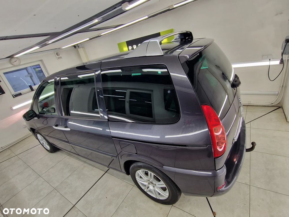 Peugeot 807 HDi 135 Family - 7