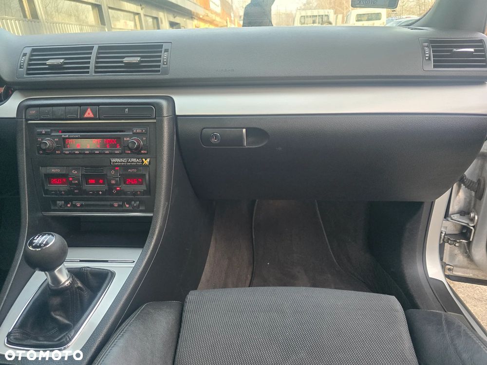 Audi A4 Limousine 1.8T - 6