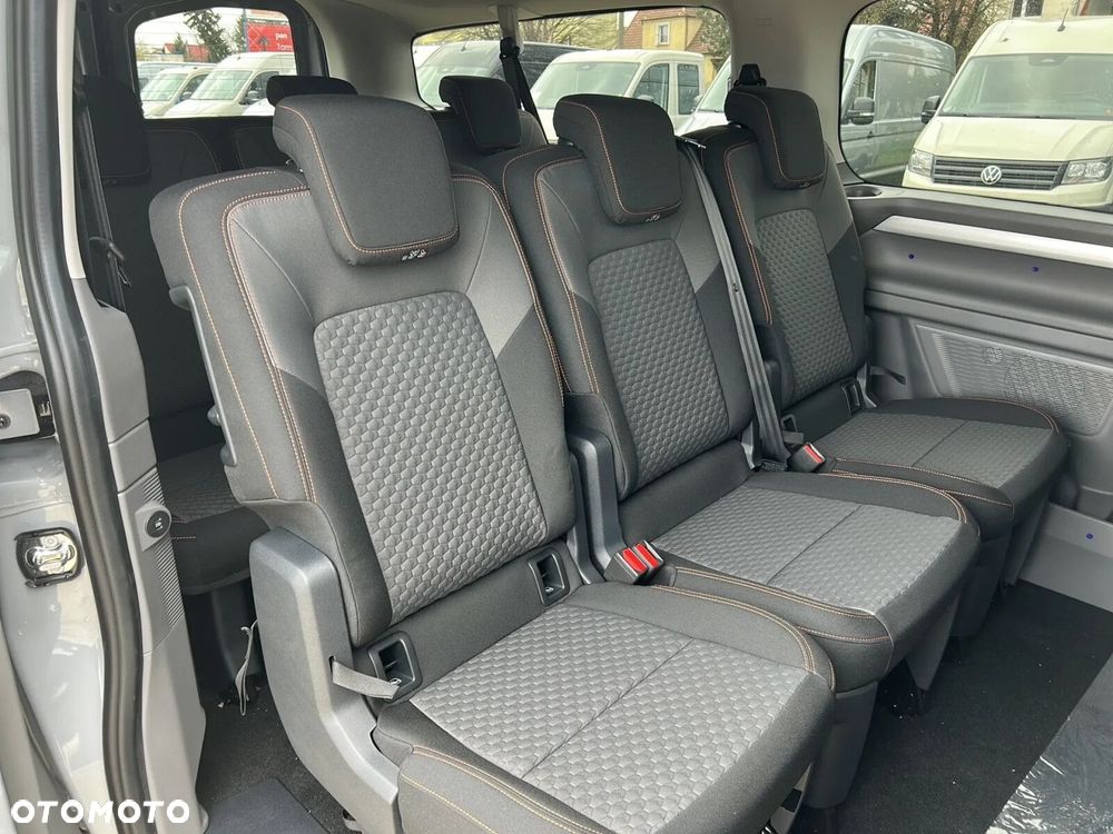 Volkswagen Caravelle 2.0 TDI L2 4Motion PanAmericana - 17