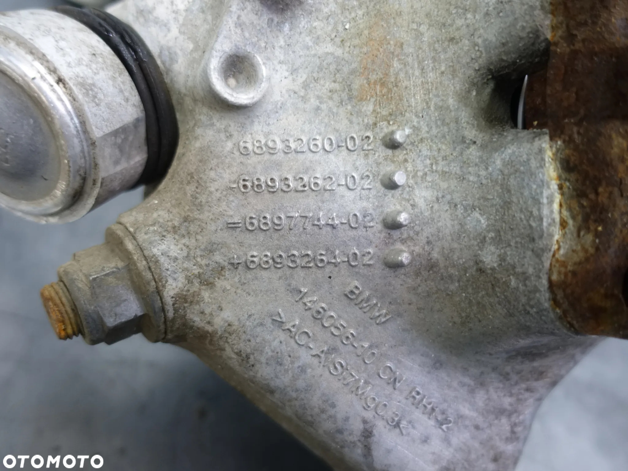 Zwrotnica Wahacze Prawy przód BMW 4 G26 6893260 6893262-02 - 5