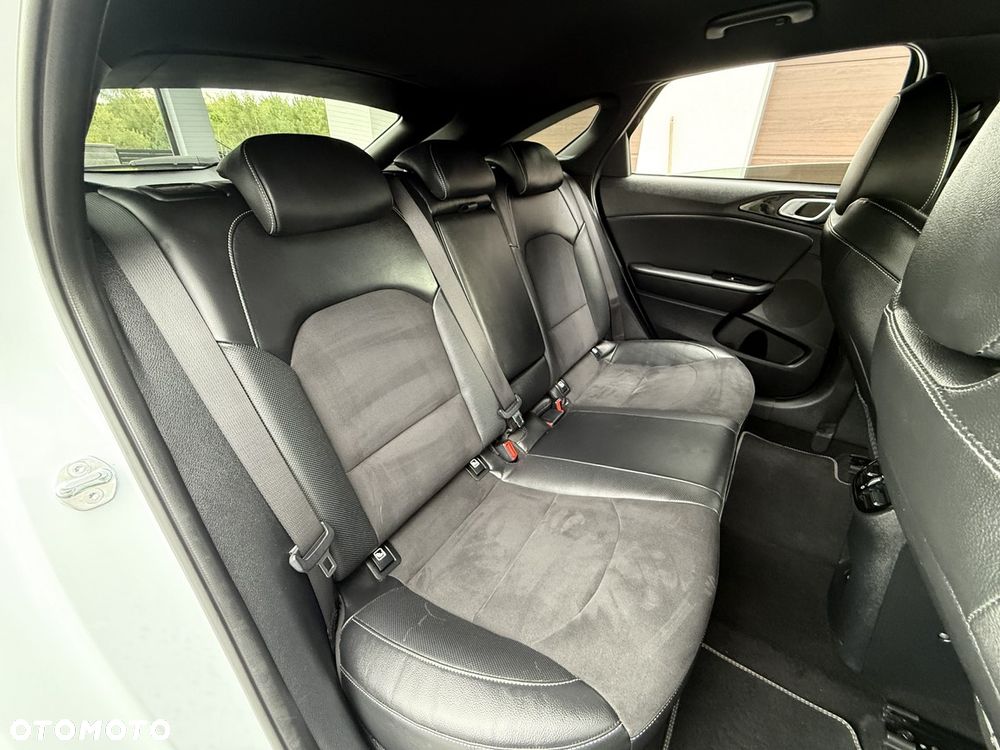 Kia ProCeed 1.5 T-GDI DCT7 OPF GT LINE - 27