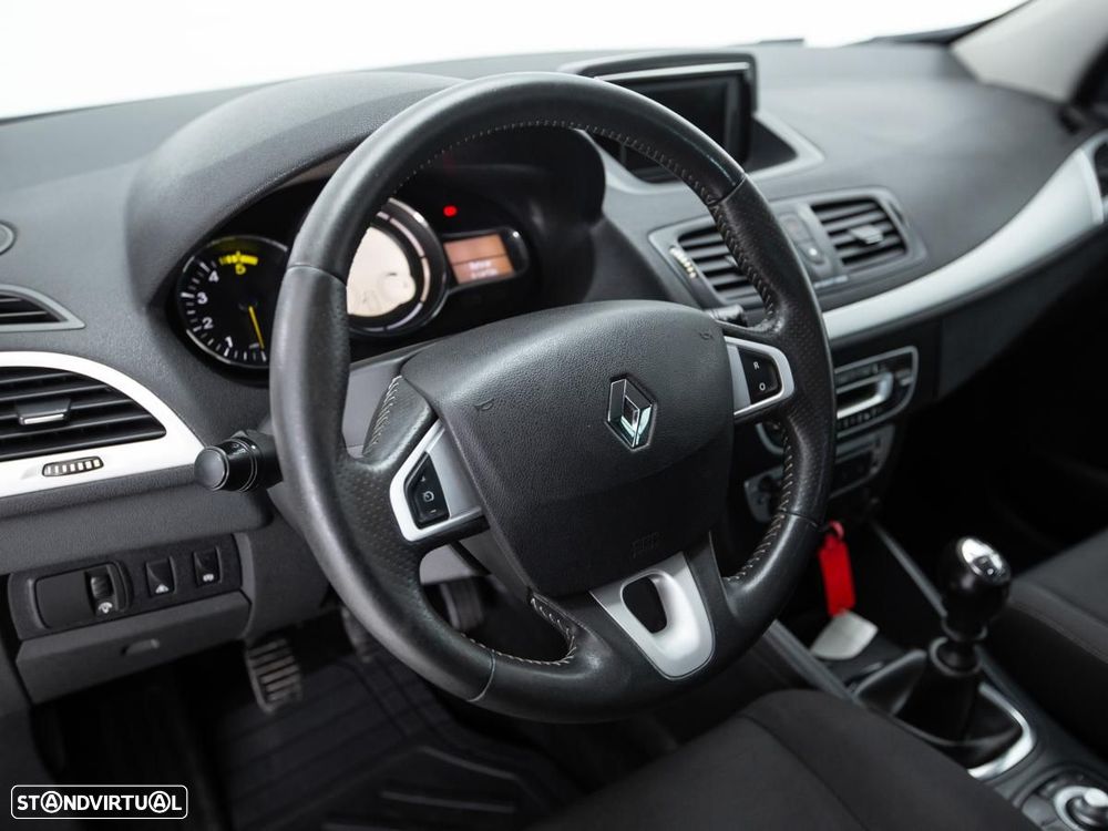 Renault Mégane Sport Tourer - 14