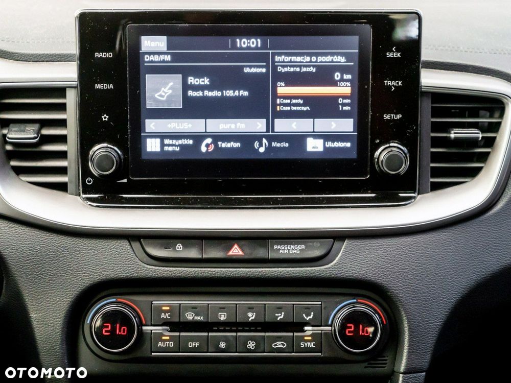 Kia XCeed - 28