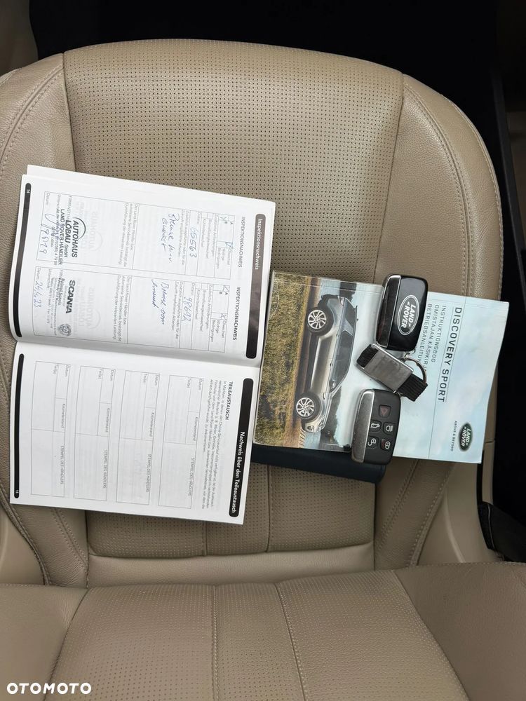 Land Rover Discovery Sport - 24