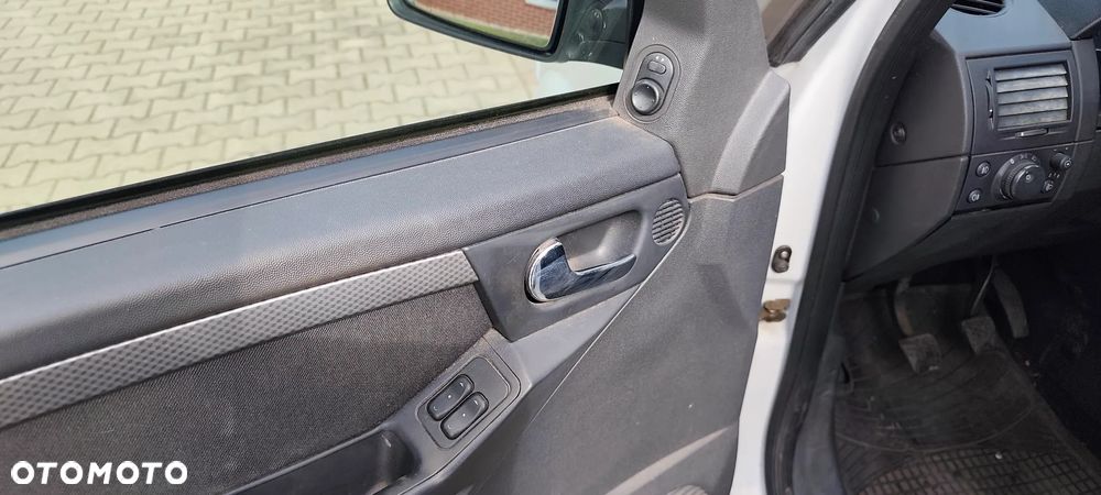 Opel Meriva 1.4 - 10