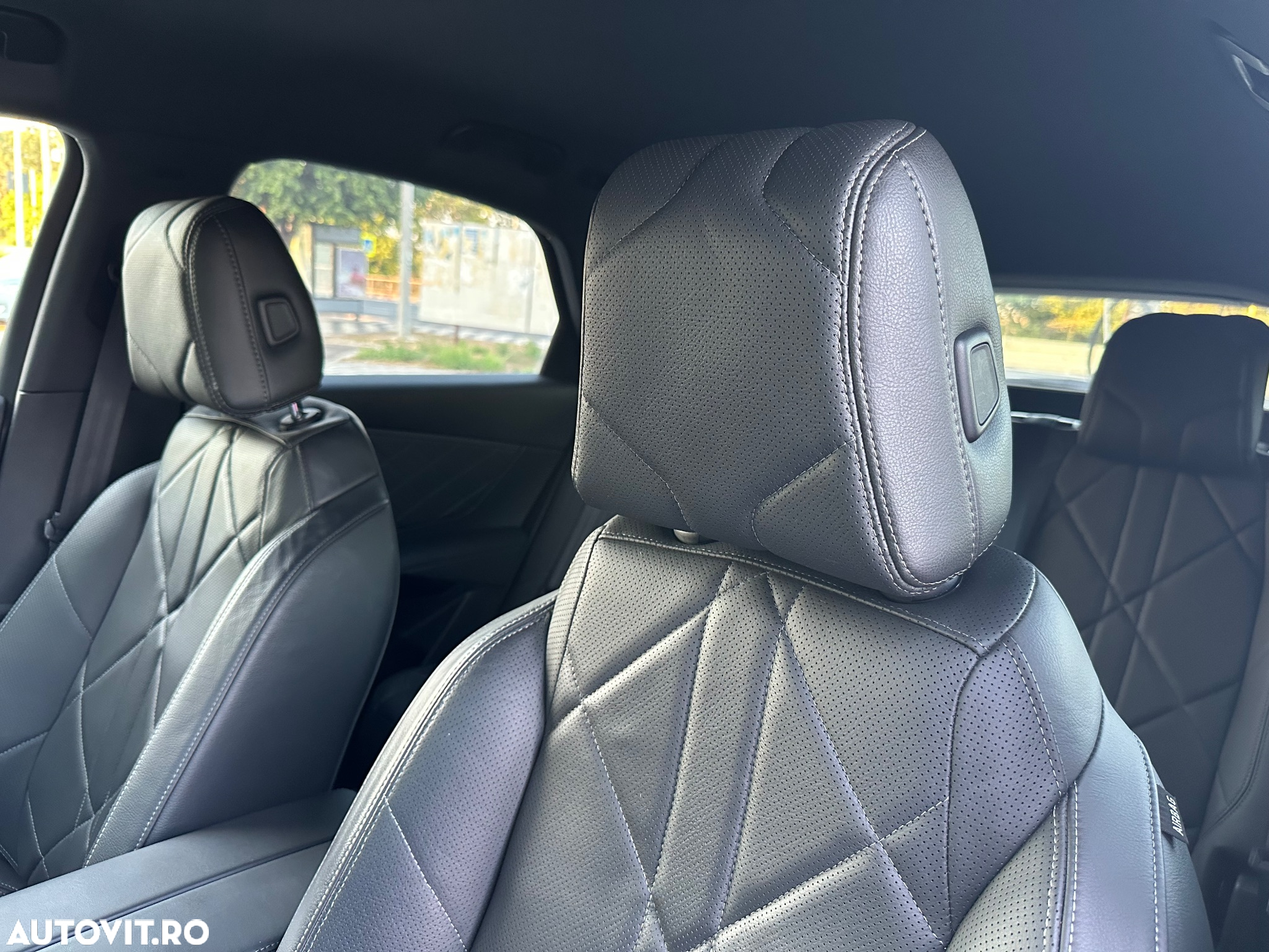 DS Automobiles DS 7 Crossback - 24