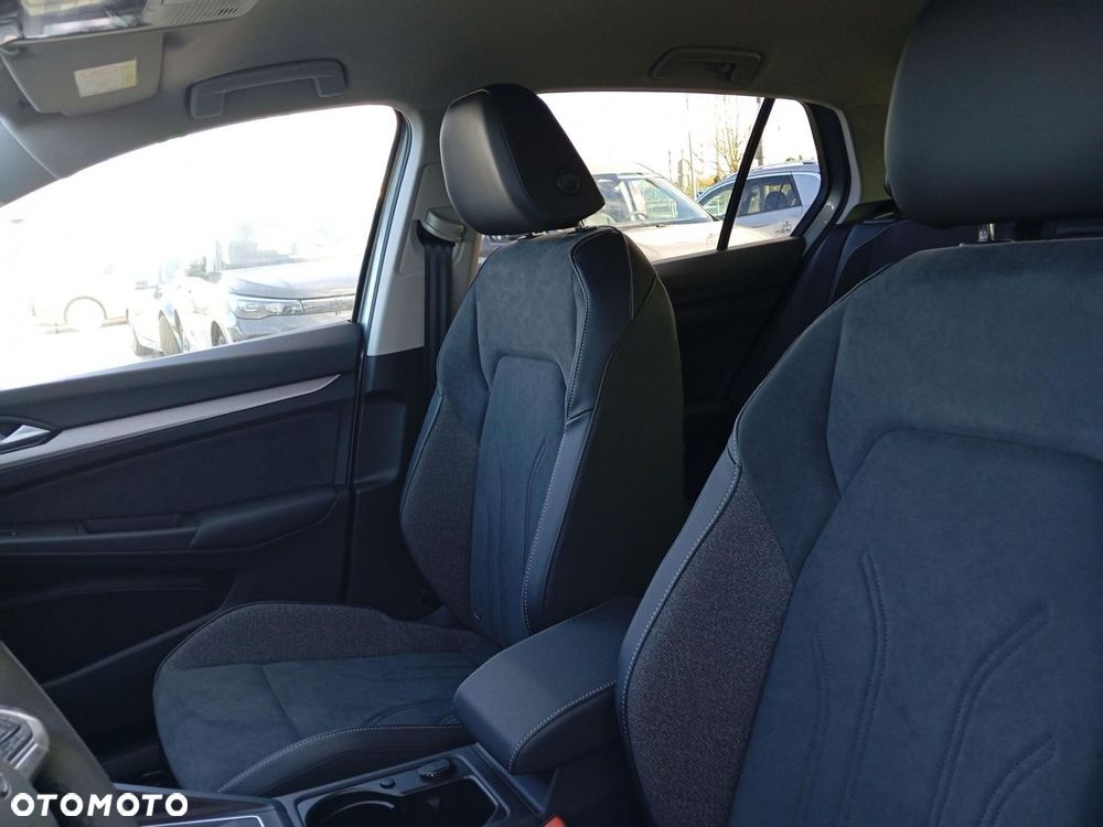 Volkswagen Golf - 14