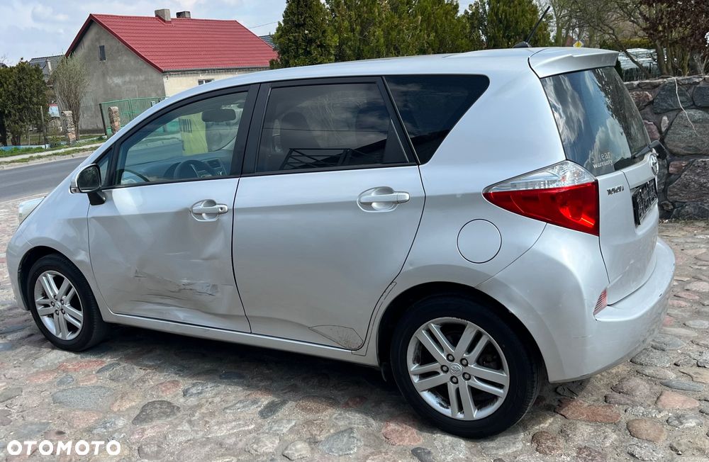 Toyota Verso S 1.4 D-4D Club - 14