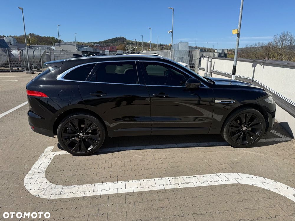 Jaguar F-Pace 2.0 i4P AWD 300 Sport - 6