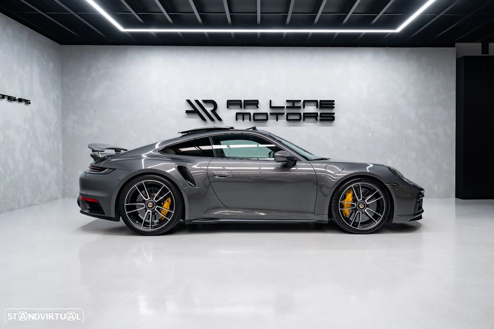 Porsche 911 (992) Turbo S - 9