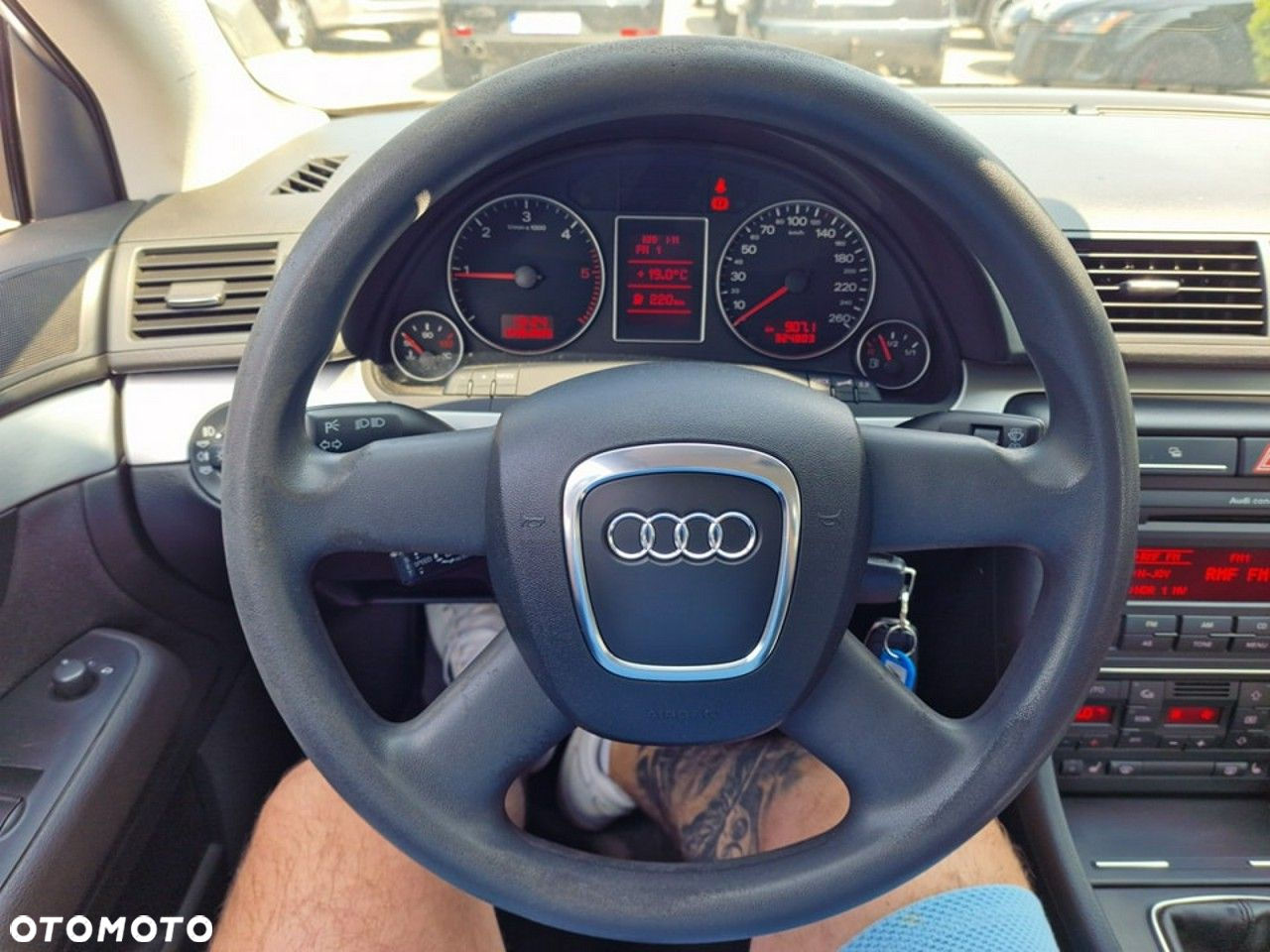 Audi A4 Avant 2.0 TDI - 7