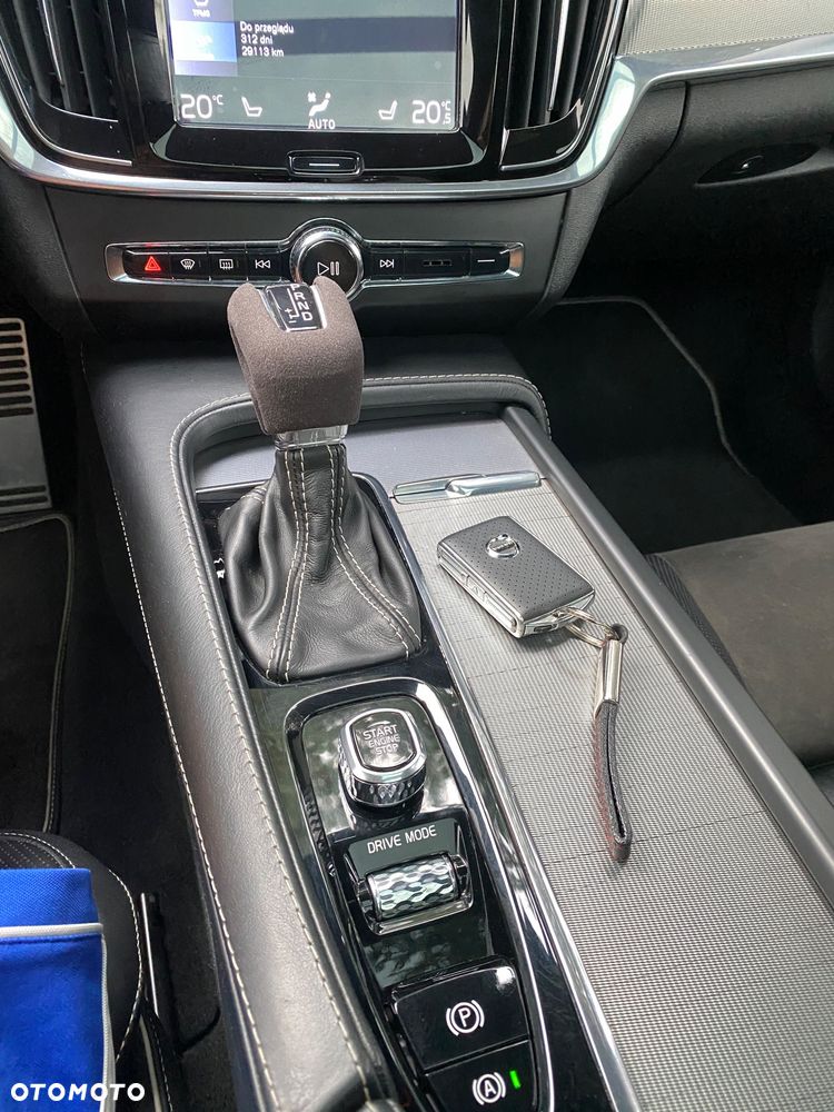 Volvo V90 D5 SCR AWD R-Design - 15