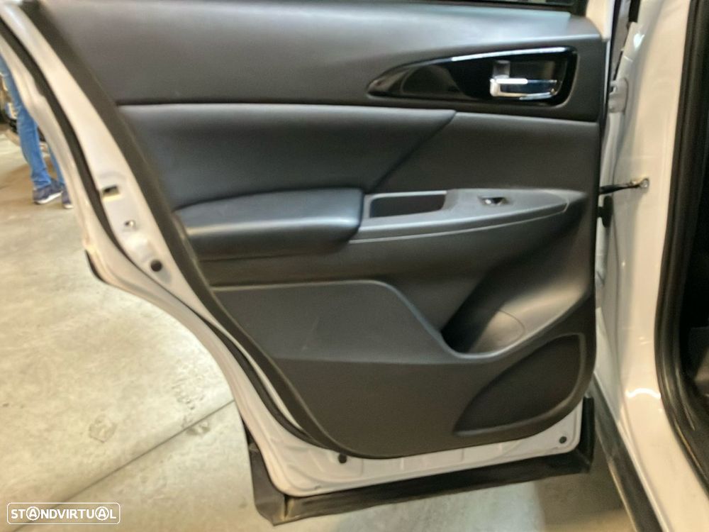 Mitsubishi Eclipse Cross 2.4 PHEV eMotion - 20
