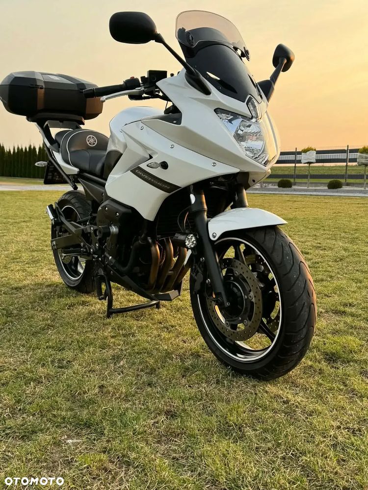 Yamaha XJ - 2