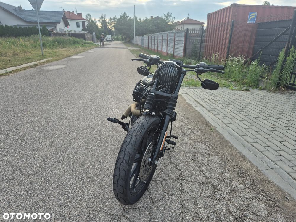 Harley-Davidson Sportster Iron 883 - 14
