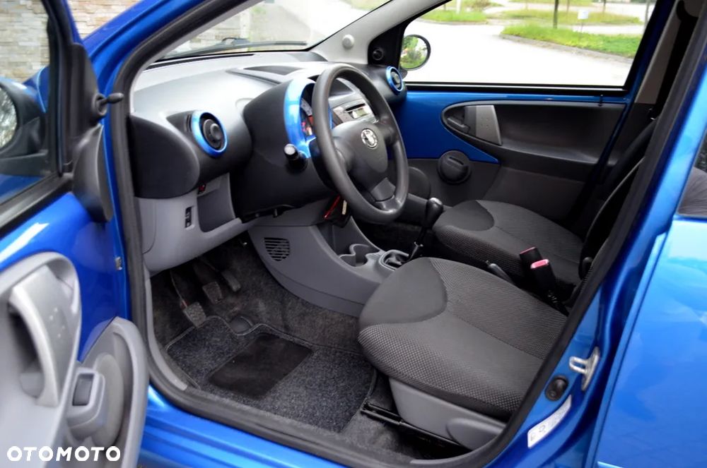 Toyota Aygo CoolBlue - 7