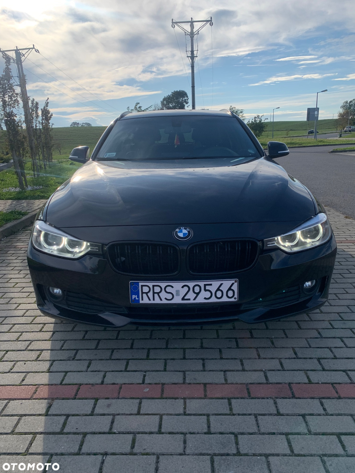 BMW Seria 3 320d Touring Efficient Dynamics Edition Sport Line - 2