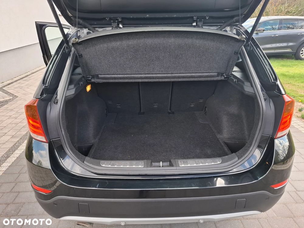 BMW X1 sDrive16d xLine - 13