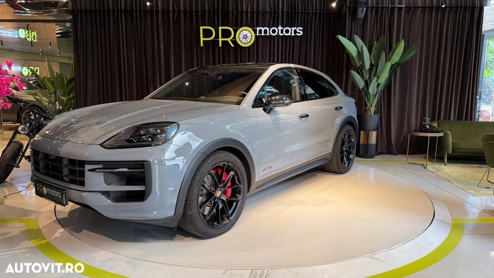 Porsche Cayenne Coupe GTS Tiptronic S - 11