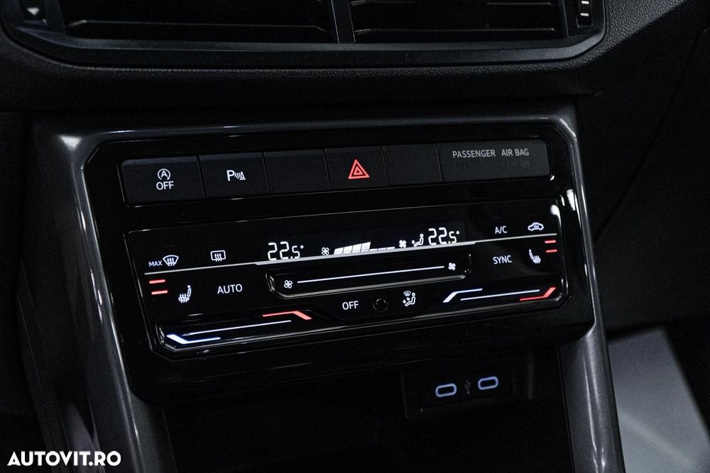 Volkswagen T-Cross 1.5 TSI DSG Style - 11