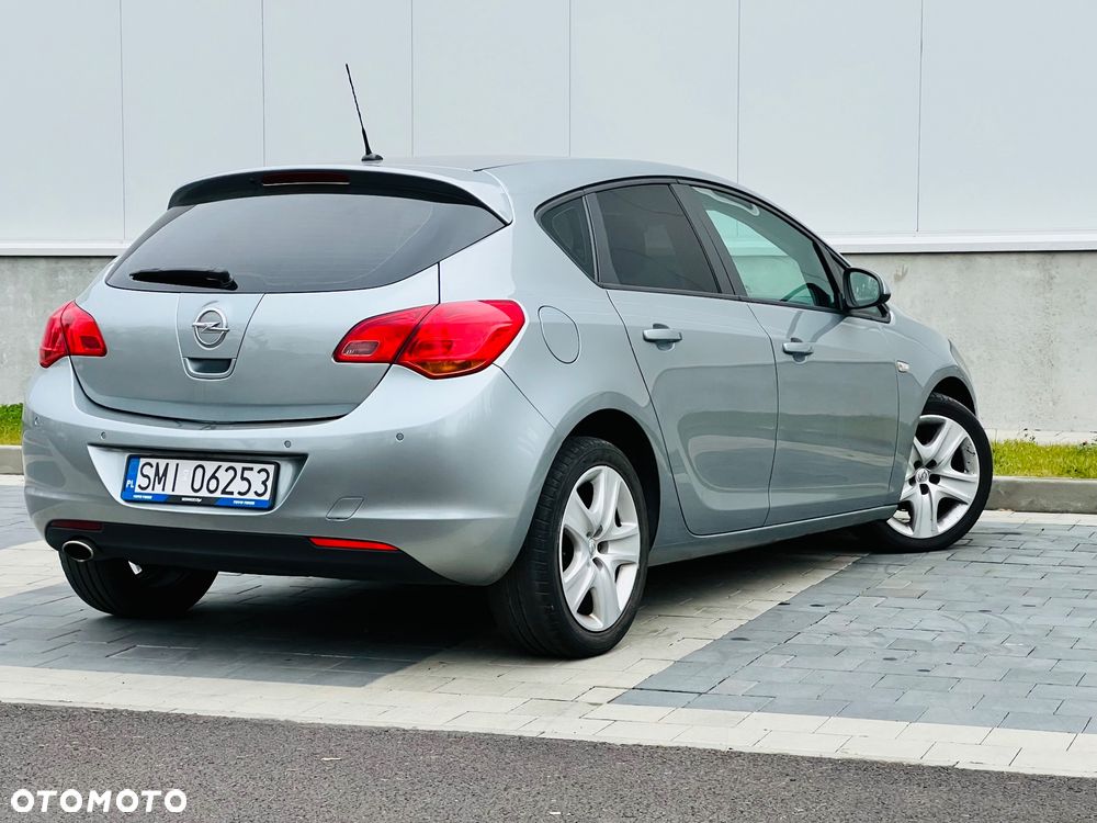 Opel Astra 1.4 Turbo Design Edition - 14