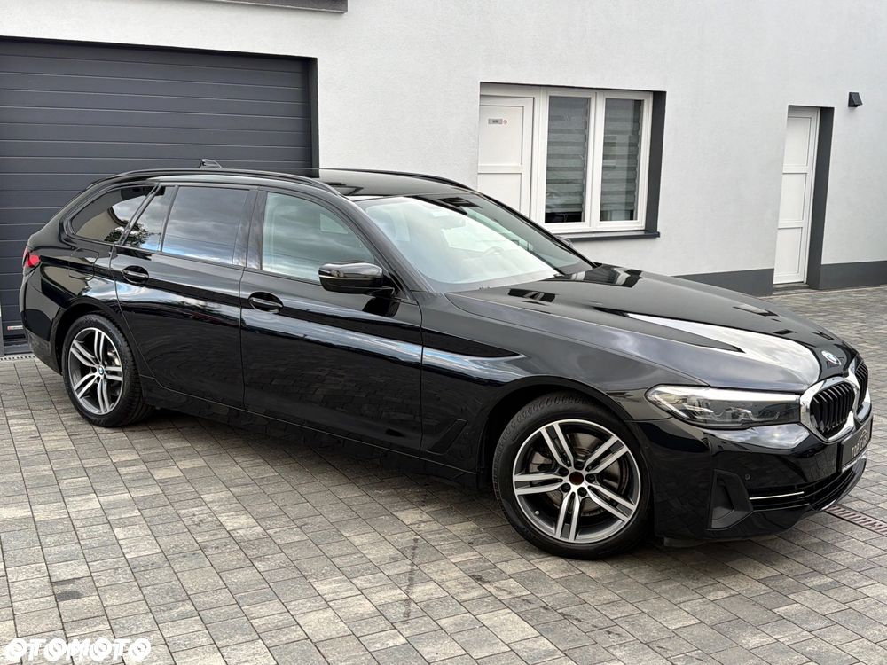 BMW Seria 5 520d M Sport sport - 17