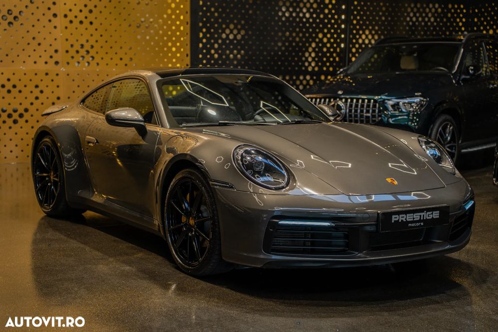 Porsche 911 - 4